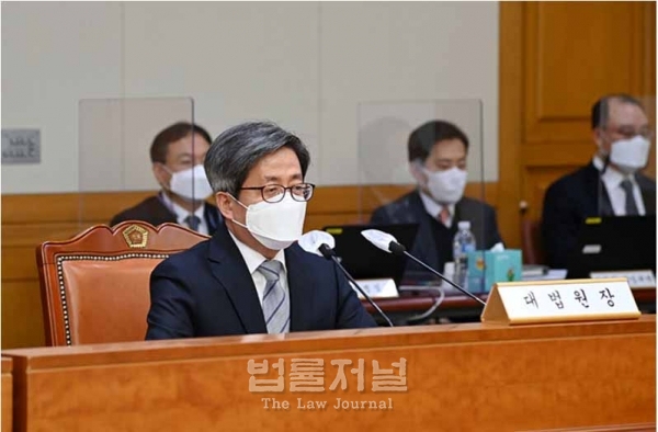 대법, ‘일선판사 추천’ 법원장 5명 임명…사법연수원장 김용빈