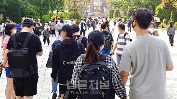 2022년 제57회 공인회계사 2차시험이 지난 25일부터 26일까지 실시된 가운데 당락을 가를 가장 큰 변수인 난이도에 수험생들의 시선이 모이고 있다. /법률저널 자료사진